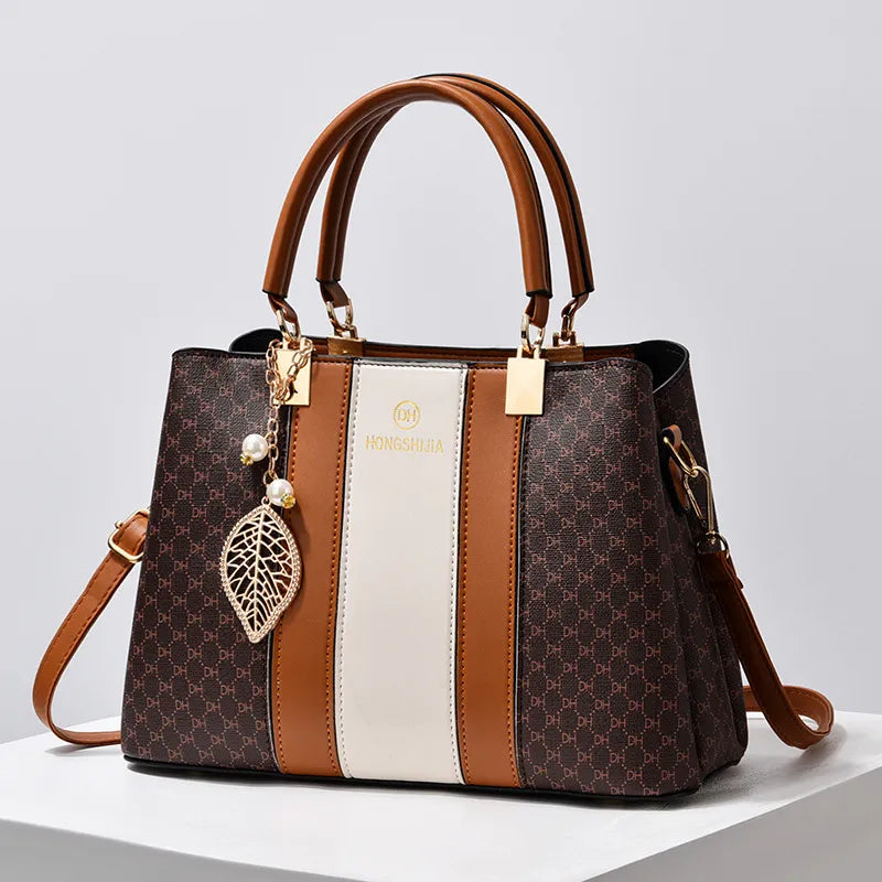 Elegant Shoulder Bag for Women ⎜ Versatile Handbag with Contrasting Colours and Generous Storage Space