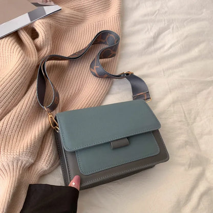 Shoulder Bag with Wide Strap ⎜ Compact Design for Everyday Use