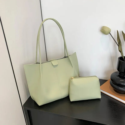 Retro Two - Piece Set ⎜ Elegant Bag with Practical Cosmetic Bag and Plenty of Storage Space