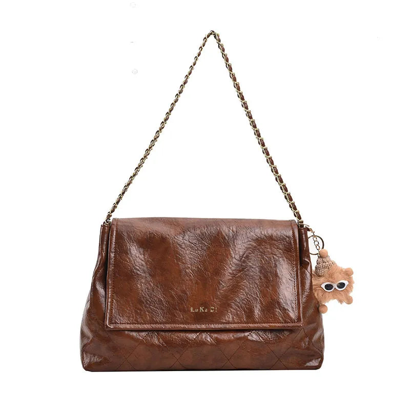 Retro Handbag for Women ⎜ Spacious Design with Chain Handle and Cute Pendant