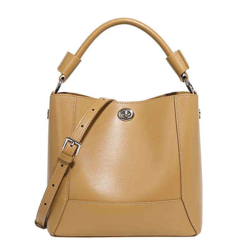 Leather Shoulder Bag for Women ⎜ Stylish Handbag with Adjustable Shoulder Strap and Elegant Design