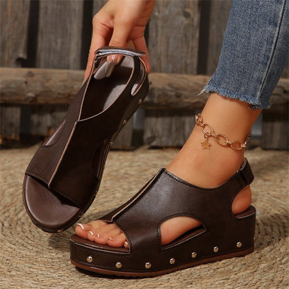 Women's Platform Sandals with Cut - Out ⎜ Comfortable Summer Shoes with Wedge Heel and Open Toe
