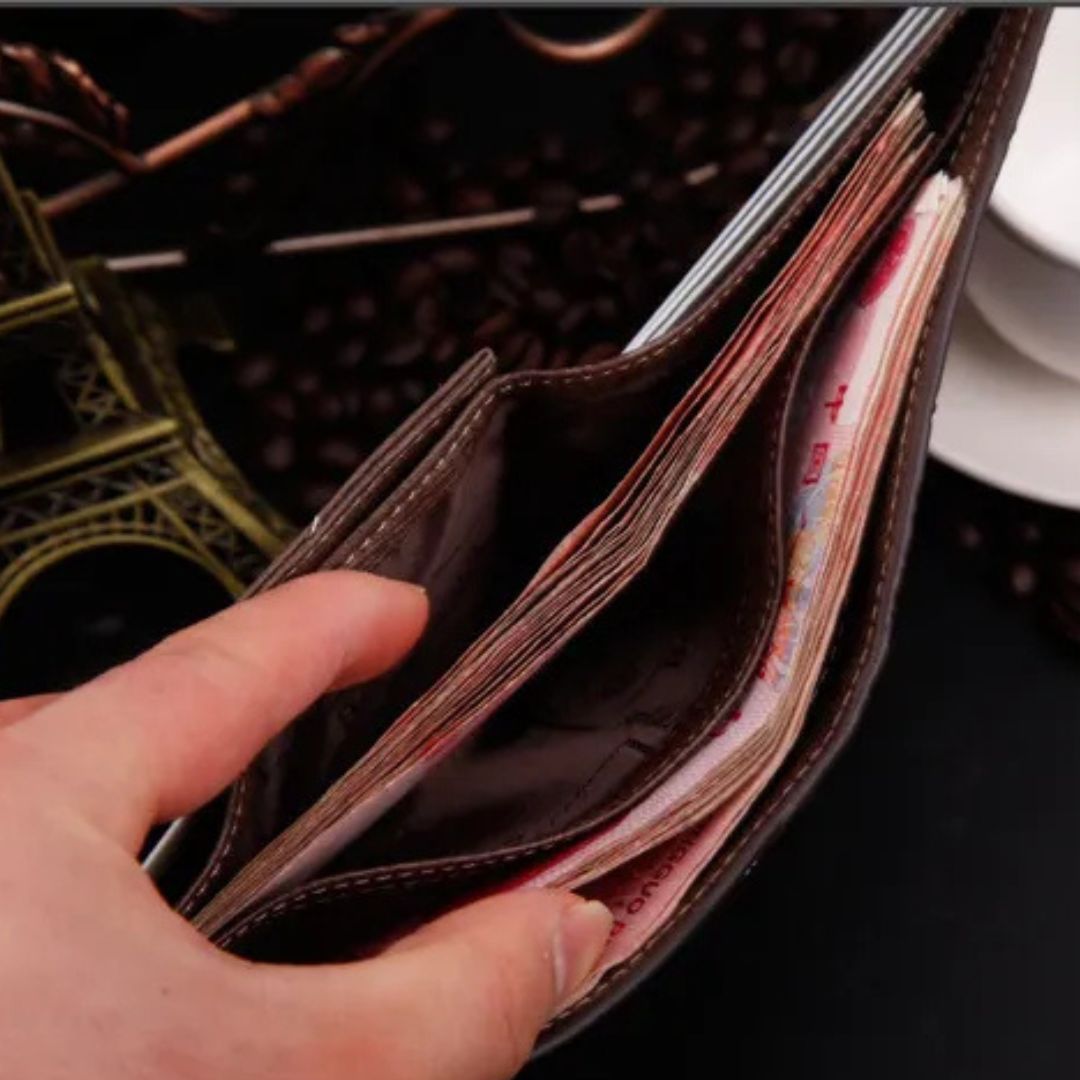 Men's Wallet with Embossing ⎜ Compact Wallet with Zip and Card Compartments