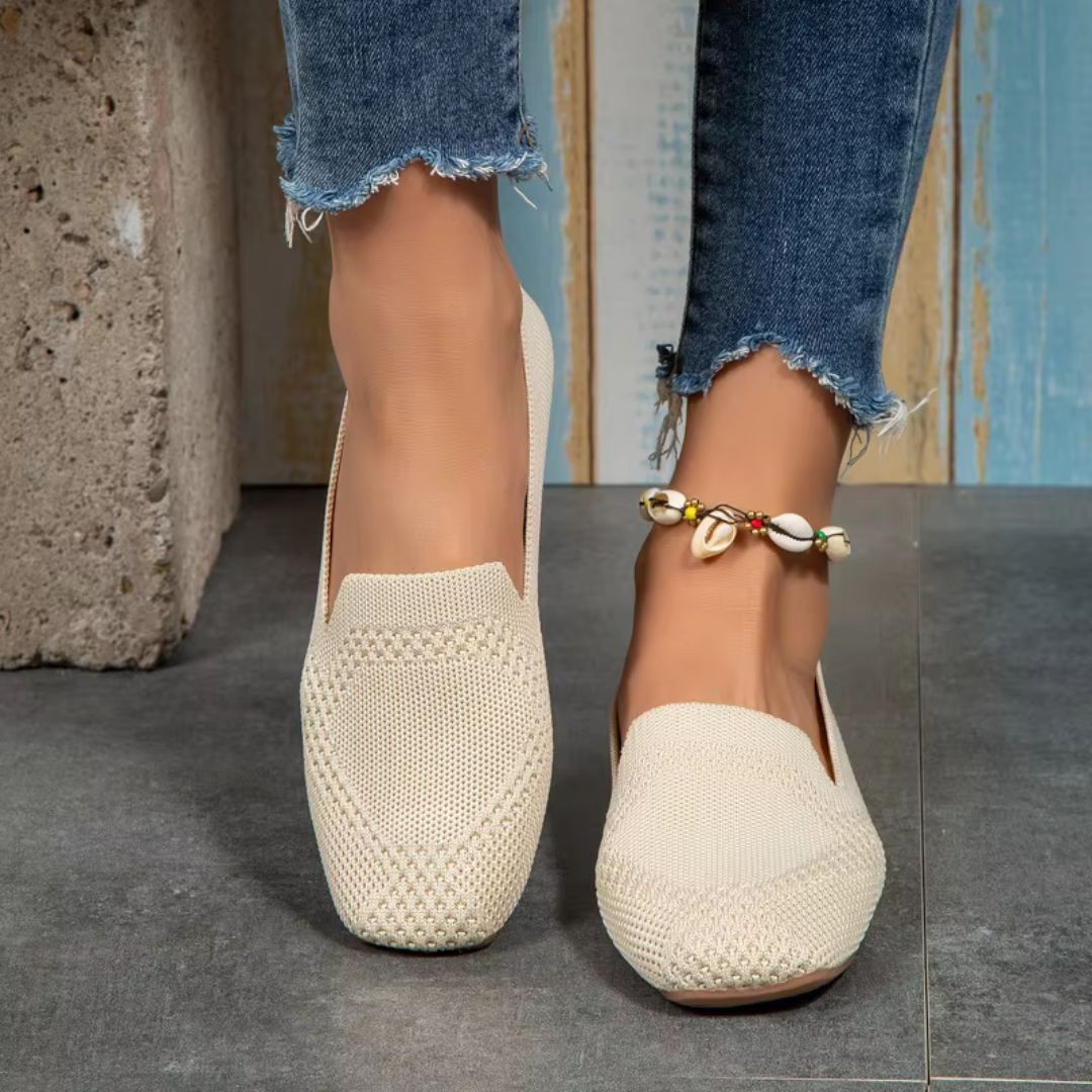 Loafers for Women ⎜ Comfortable Flats Made From Breathable Fabric with a Modern Design and Flat Sole