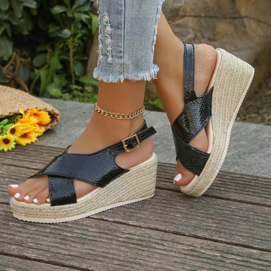 Platform Sandals for Women ⎜ Comfortable Summer Shoes with Snake Embossing and Jute Edging in a Shiny Look