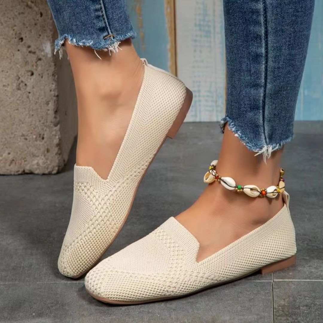 Loafers for Women ⎜ Comfortable Flats Made From Breathable Fabric with a Modern Design and Flat Sole
