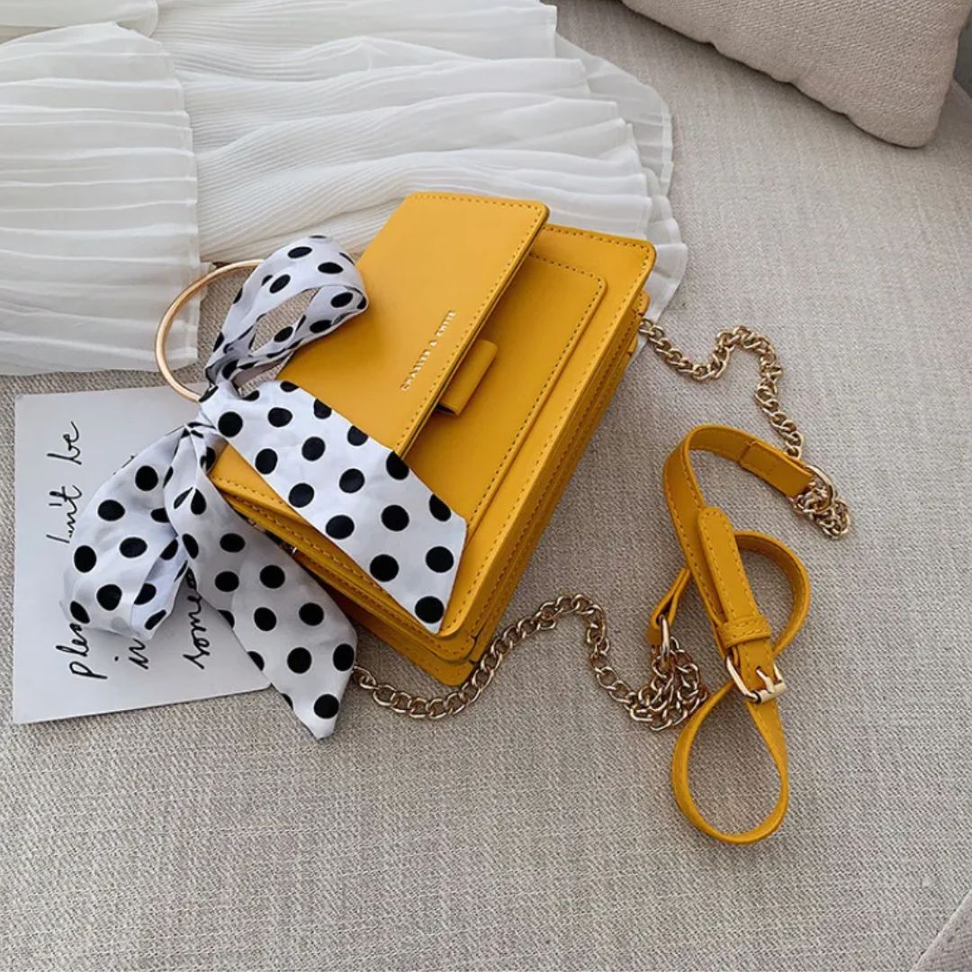 Shoulder Bag for Women ⎜ Fashionable Bag with Polka Dots Bow and Chain Strap