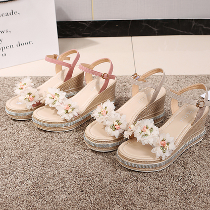 Women's Wedge Sandals Summer ⎜ Comfortable Platform Sandals with Floral Appliqués and Adjustable Ankle Strap