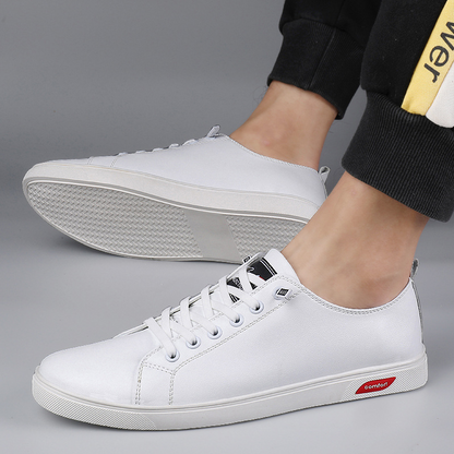 Men's Trainers ⎜ Comfortable Casual Shoes Made From Leather in a Flat , Low - Top Design