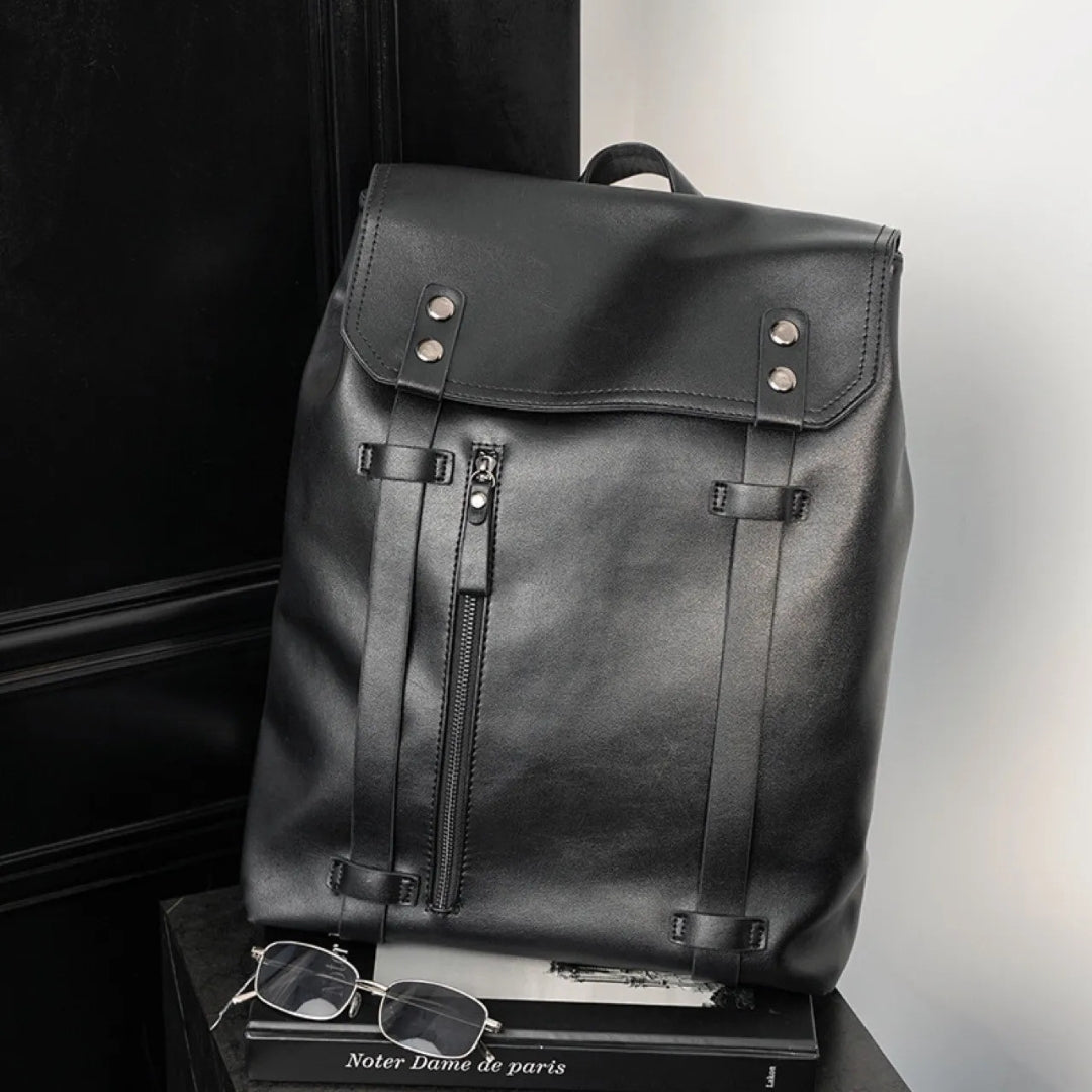 Business Backpack ⎜ Stylish Laptop Carrier with Practical Compartments