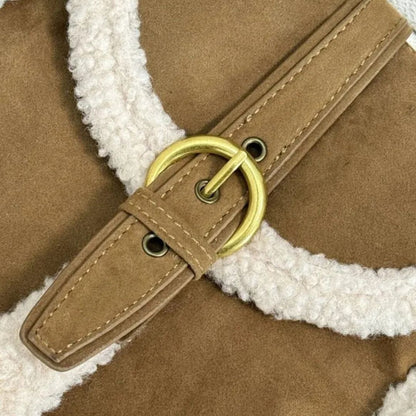 Vintage Shoulder Bag for Women ⎜ Fashionable Lambswool Bag with Elegant Buckle Fastening