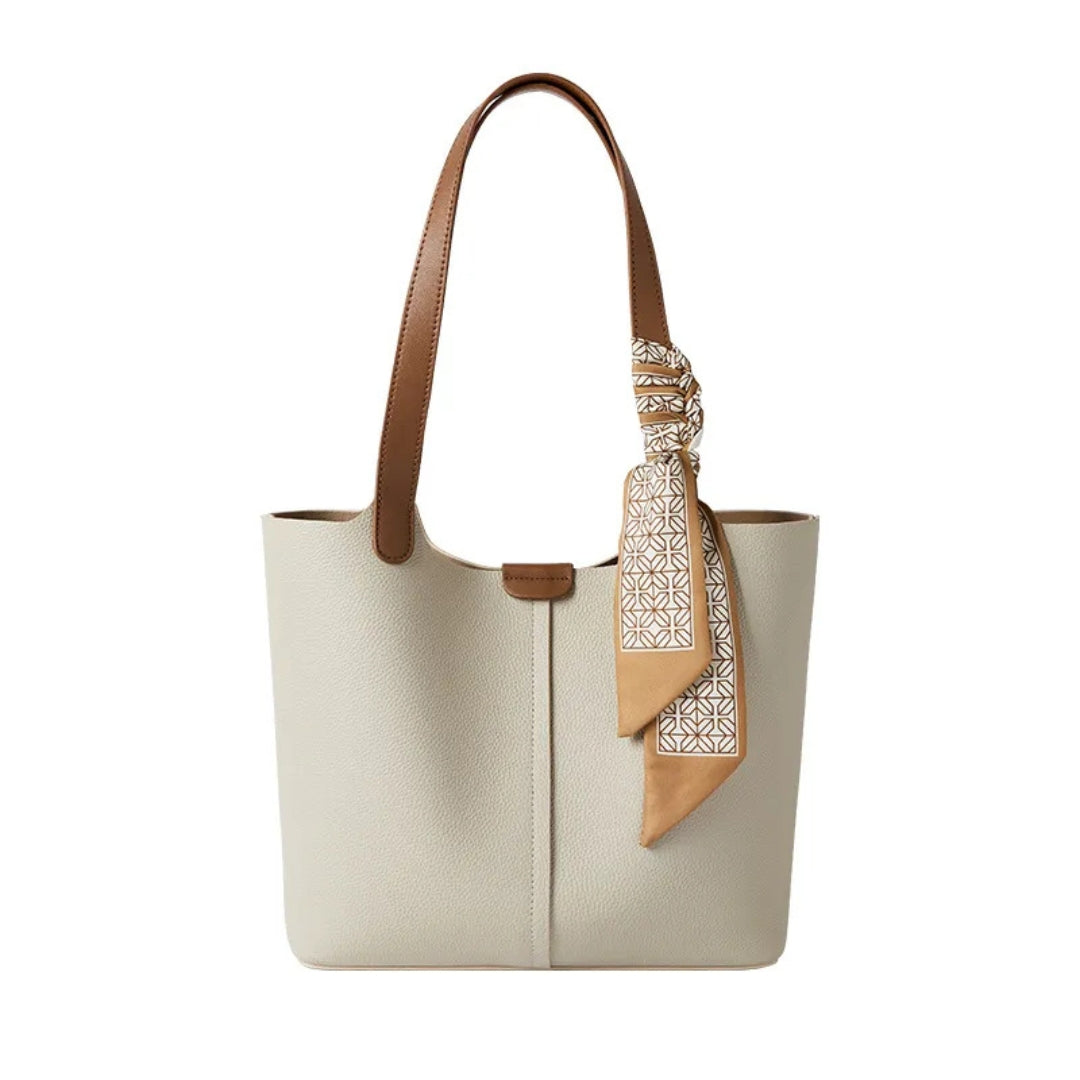 Large Faux Leather Handbag ⎜ Stylish Bag with a Practical Design and Fashionable Details