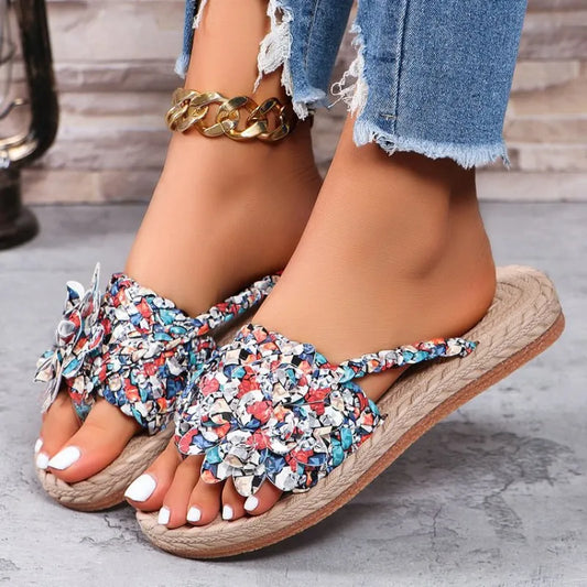Colourful Women's Flip - Flops ⎜ Comfortable Summer Shoes with Floral Appliqués and Braided Design