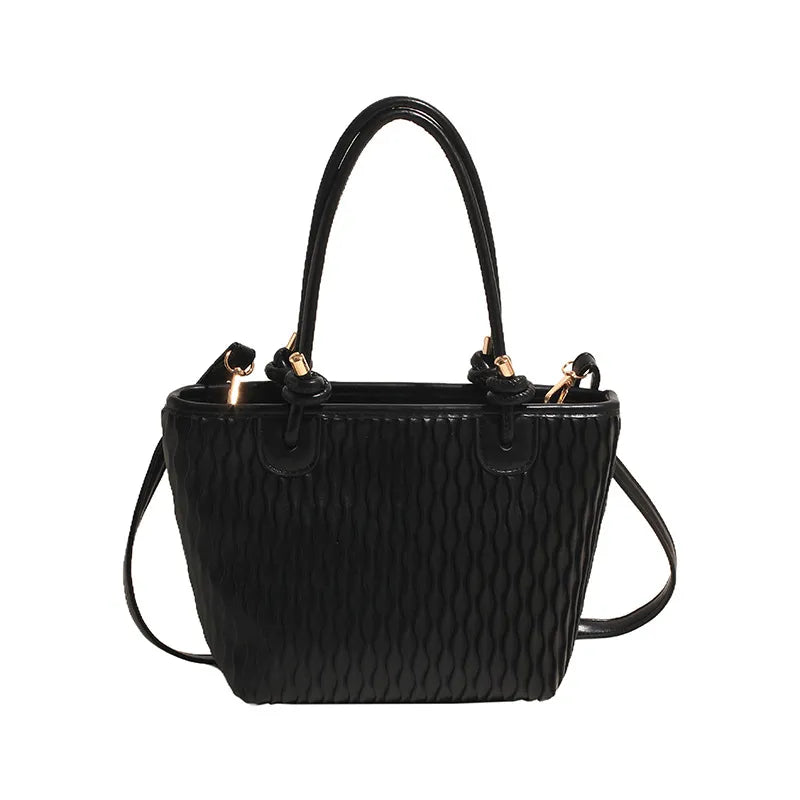 Fashionable Shoulder Bag for Women ⎜ Simple Bag with Structured Design and Adjustable Strap
