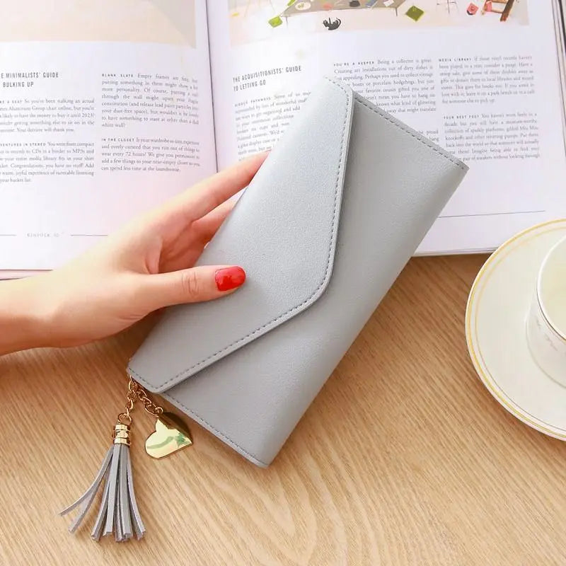 Women's Wallet in Tri - Fold Design ⎜ Long Format with Practical Clasp and Heart Pendant