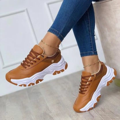 Women's Platform Trainers ⎜ Comfortable Shoes with a Classic Design and Fashionable Sole for Everyday Wear
