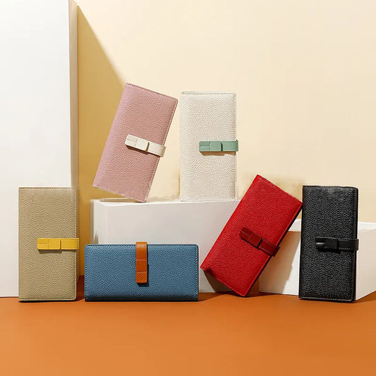 Women's Wallet with Contrasting Colour ⎜ Long Design with Practical Clasp and Space for Several Cards