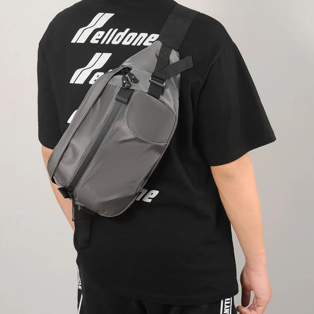 Multifunctional Shoulder Bag ⎜ Stylish Chest Bag for Everyday Use and Travelling with a Large Capacity