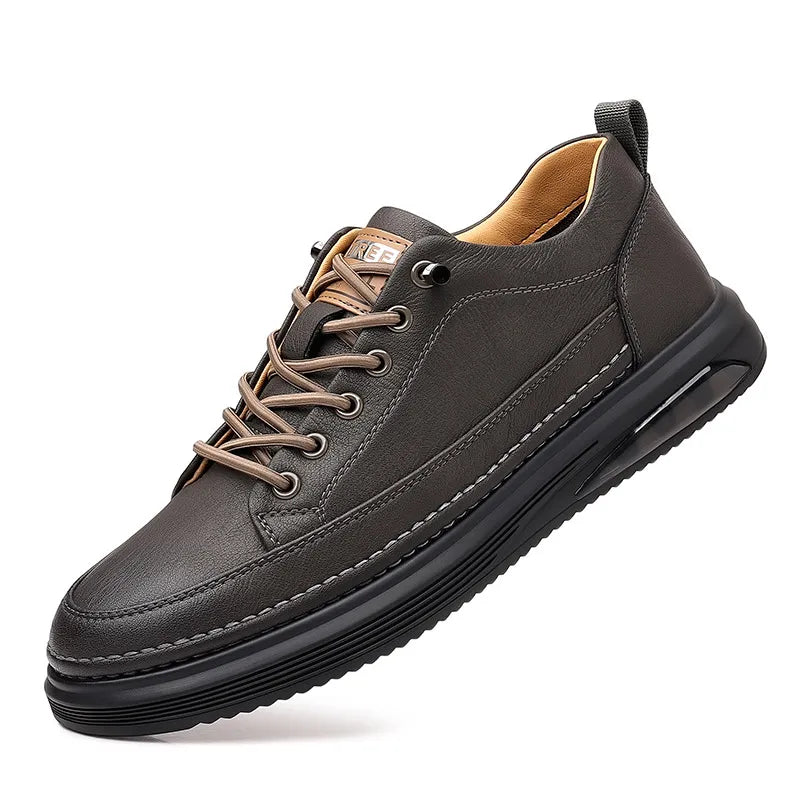 Men's Sneakers ⎜ Comfortable Sports and Leisure Shoes Made From Leather with a Cushioned Sole