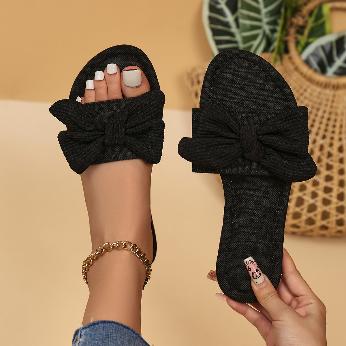 Comfortable Sandals for Women ⎜ Soft Soles with a Bow Design for Relaxed Comfort