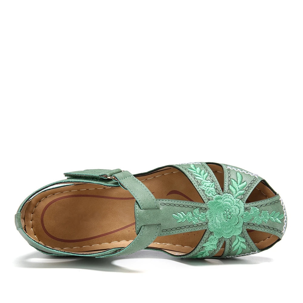 Women's Casual Sandals ⎜ Non - Slip with Soft , Lightweight Sole and Retro Design for Everyday Wear & Leisure