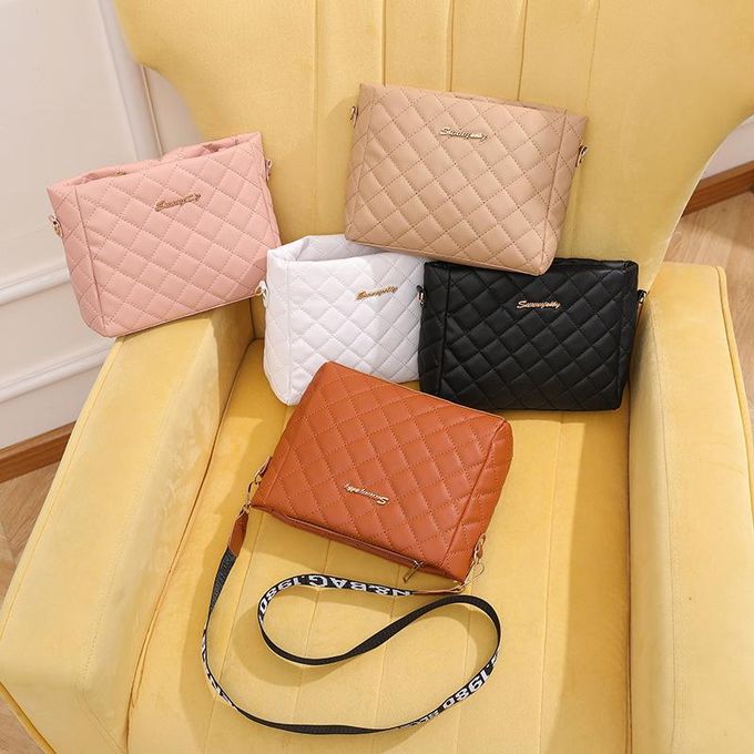 Small Shoulder Bag for Women ⎜ Fashionable Crossbody Bag with Quilted Design and Eye - Catching Shoulder Strap