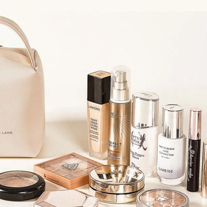 Cosmetic Bag for Women ⎜ Portable Storage Bag with Large Capacity and Elegant Design