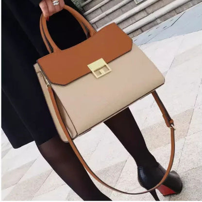 Bag with Twist Lock ⎜ Elegant Design and Plenty of Storage Space for Everyday Use