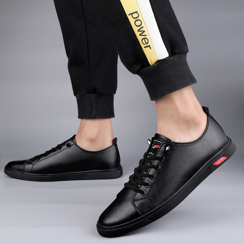 Men's Trainers ⎜ Comfortable Casual Shoes Made From Leather in a Flat , Low - Top Design
