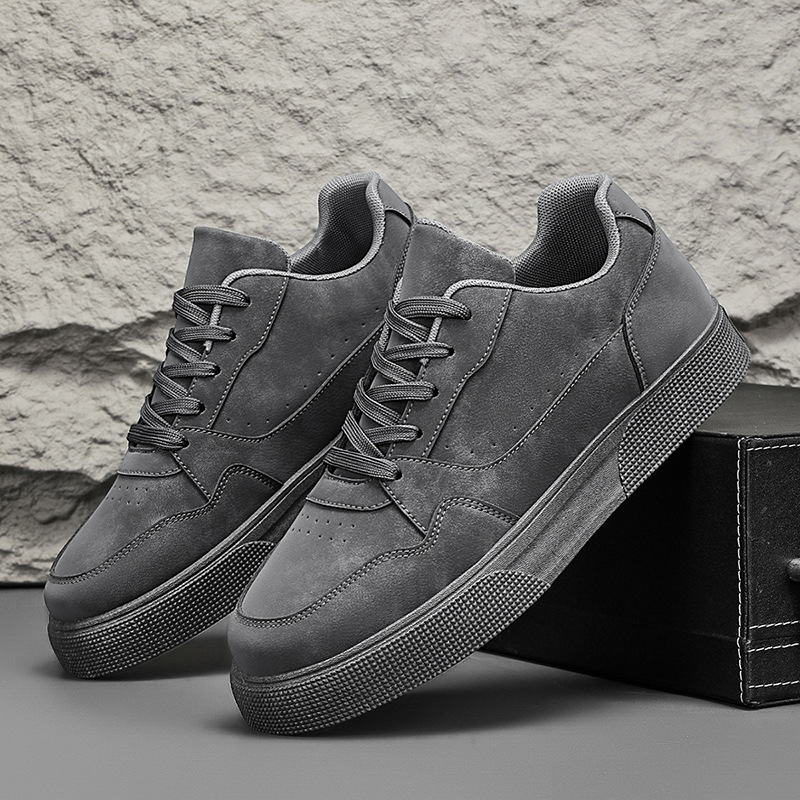 Men's Sneakers ⎜ Comfortable Casual Shoes in Suede for Spring and Autumn