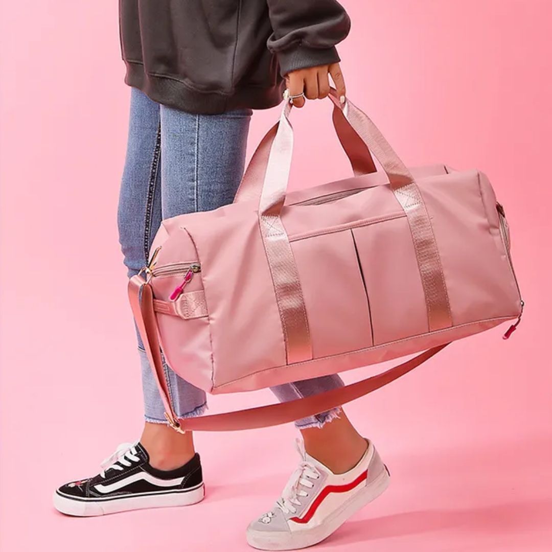 Women's Sports Bag ⎜ Large Travel Bag with Shoulder Strap and Separate Compartment for Shoes or Wet Clothes