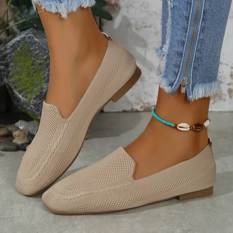 Loafers for Women ⎜ Comfortable Flats Made From Breathable Fabric with a Modern Design and Flat Sole
