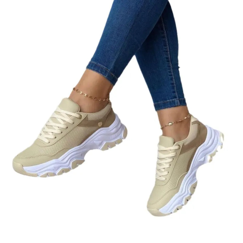 Women's Platform Trainers ⎜ Comfortable Shoes with a Classic Design and Fashionable Sole for Everyday Wear