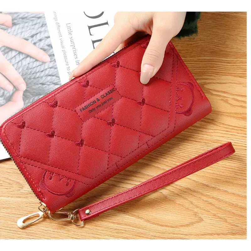 Women's Wallet in Long Format ⎜ Fashionable Wallet with Single Zip and Plenty of Storage Space