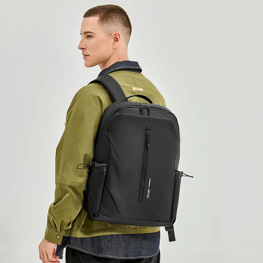 Backpack for Men ⎜ Modern and Versatile Backpack for Work Travelling and Leisure