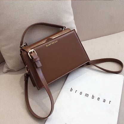 Shoulder Bag for Women ⎜ Stylish Bag in a Rectangular Design with Detachable Shoulder Strap