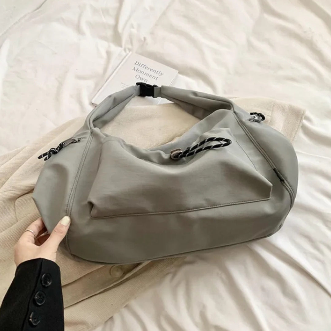 Large Shoulder Bag for Women ⎜ Versatile with Zips