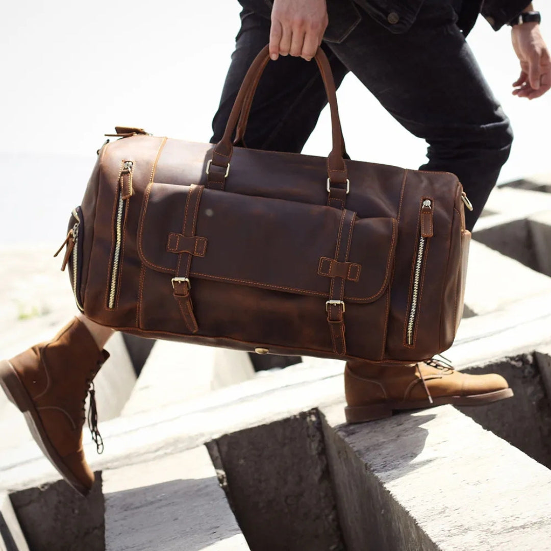 Travel Bag for Men ⎜ Vintage Leather with Large Capacity and Practical Compartments
