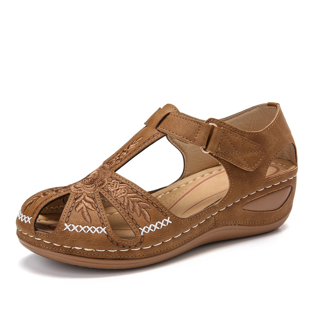Women's Casual Sandals ⎜ Non - Slip with Soft , Lightweight Sole and Retro Design for Everyday Wear & Leisure