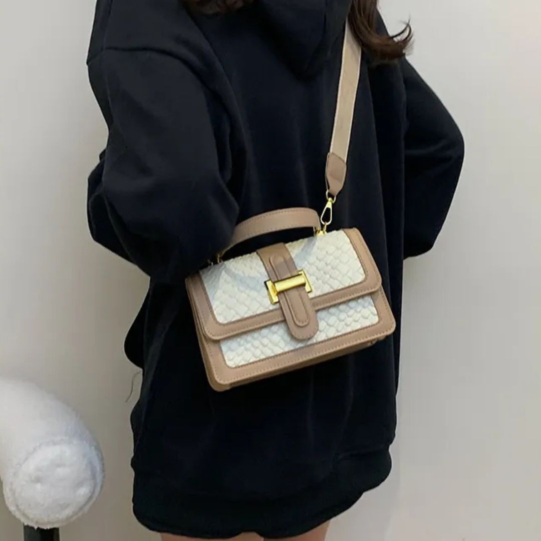 Woven Shoulder Bag for Women ⎜ Small Bag with Braided Design and Practical Fastening