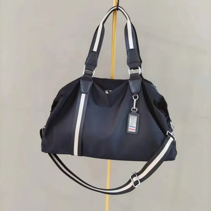 Travel Bag for Men ⎜ Portable Bag with Large Capacity and Practical Design