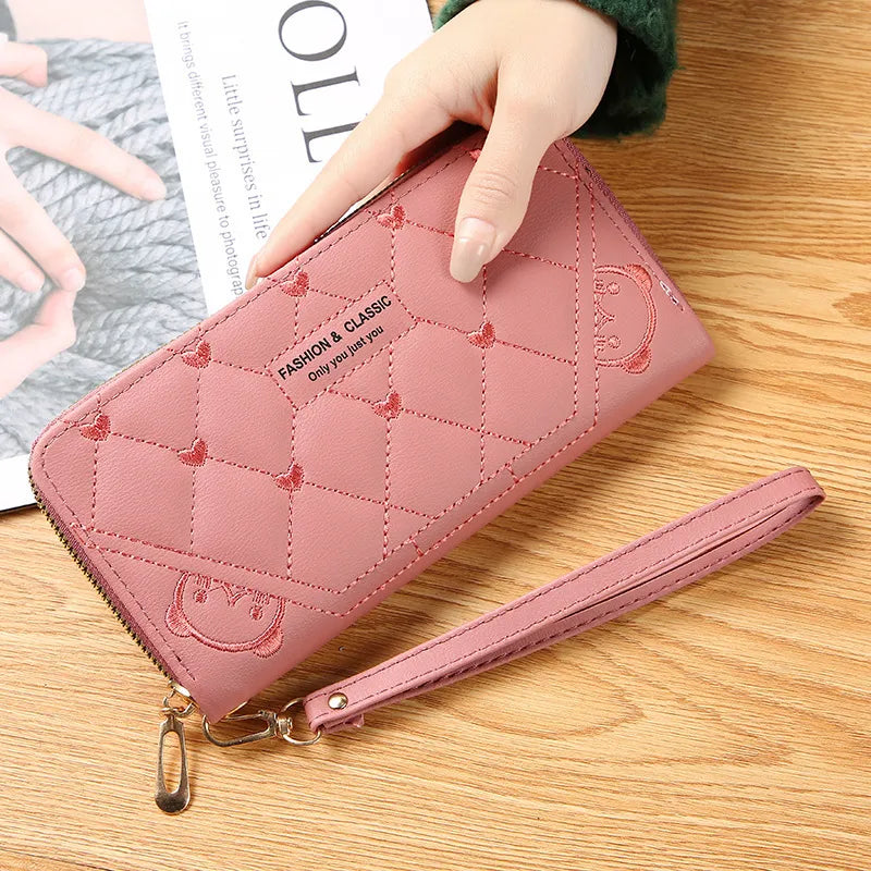 Women's Wallet in Long Format ⎜ Fashionable Wallet with Single Zip and Plenty of Storage Space