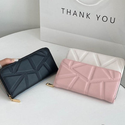 Women's Wallet with Zip ⎜ Simple Design in a Medium Size for Everyday Use