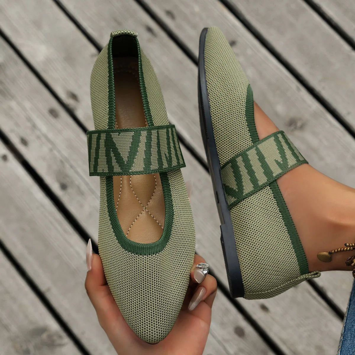 Flat Ballerinas for Women ⎜ Comfortable Shoes with a Striped Pattern and Pointed Toe for Summer and Style