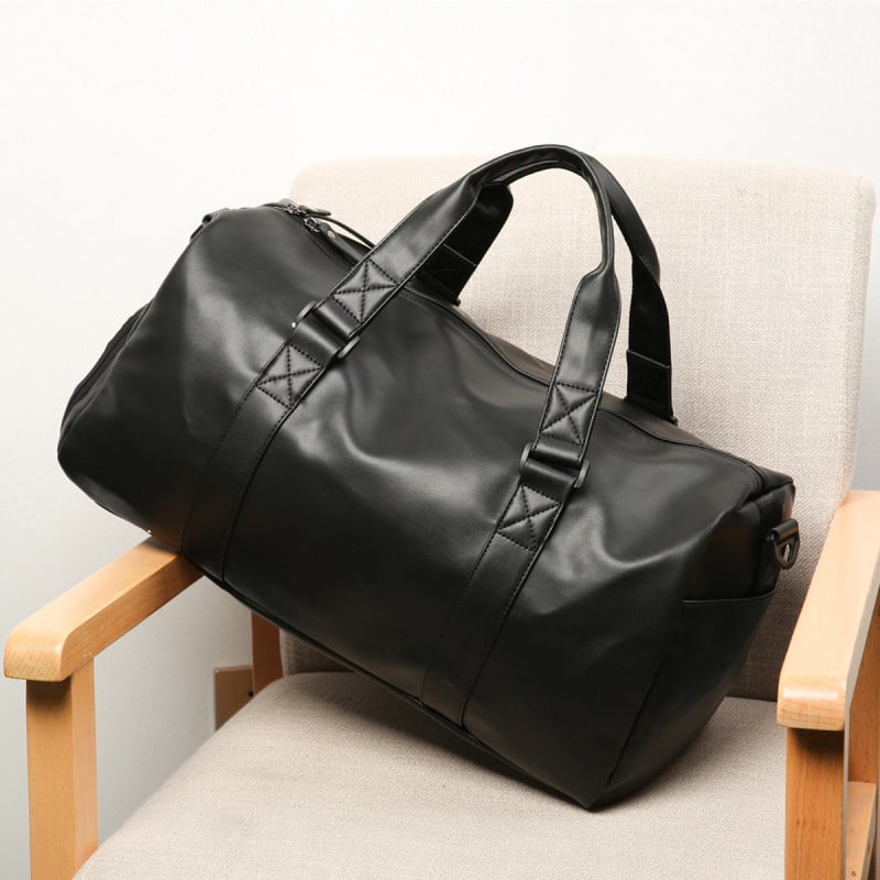 Fitness Bag ⎜ Large Capacity and Durable Design for Short Trips and Sports