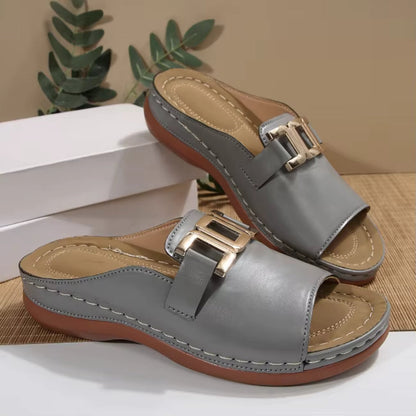 Platform Loafers for Women ⎜ Fashionable Wedges with a Chain Design and Thick Heel for Summer