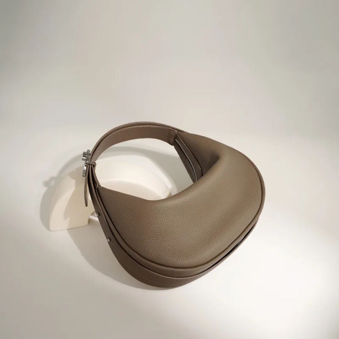 Hobo Bag for Women ⎜ Fashionable Shoulder Bag Made of High - Quality Leather in Two Elegant Colours