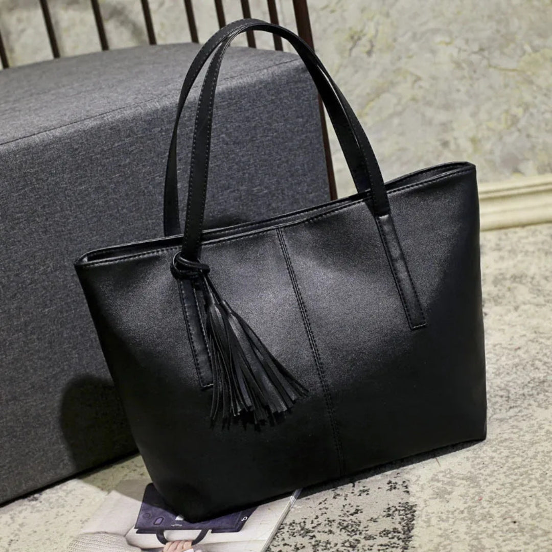 Leather Bag for Women ⎜ Spacious Tote Bag with Tassel Details