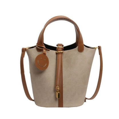 Retro Handbag for Women ⎜ Fashionable Bag with Smiley Tag and Adjustable Shoulder Strap