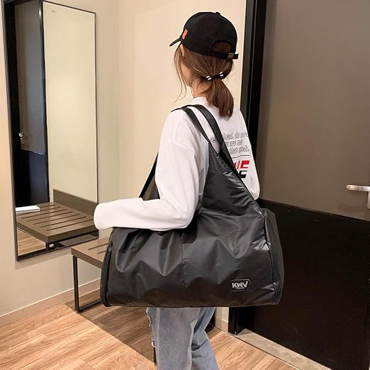 Yoga Bag for Women ⎜ Lightweight Shoulder Bag with Large Main Compartment and Side Zip Pocket